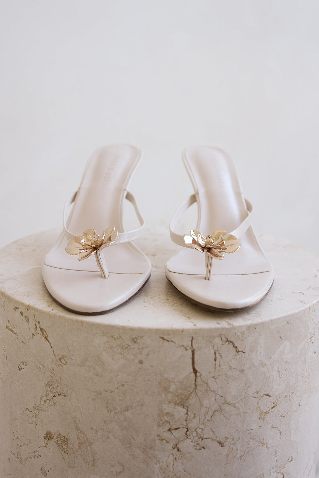 Dallela Heel Pearl Shine