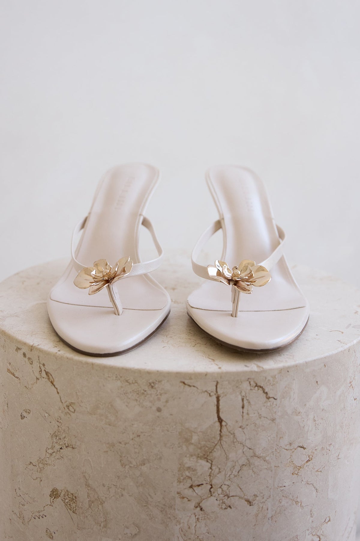 Dallela Heel Pearl Shine