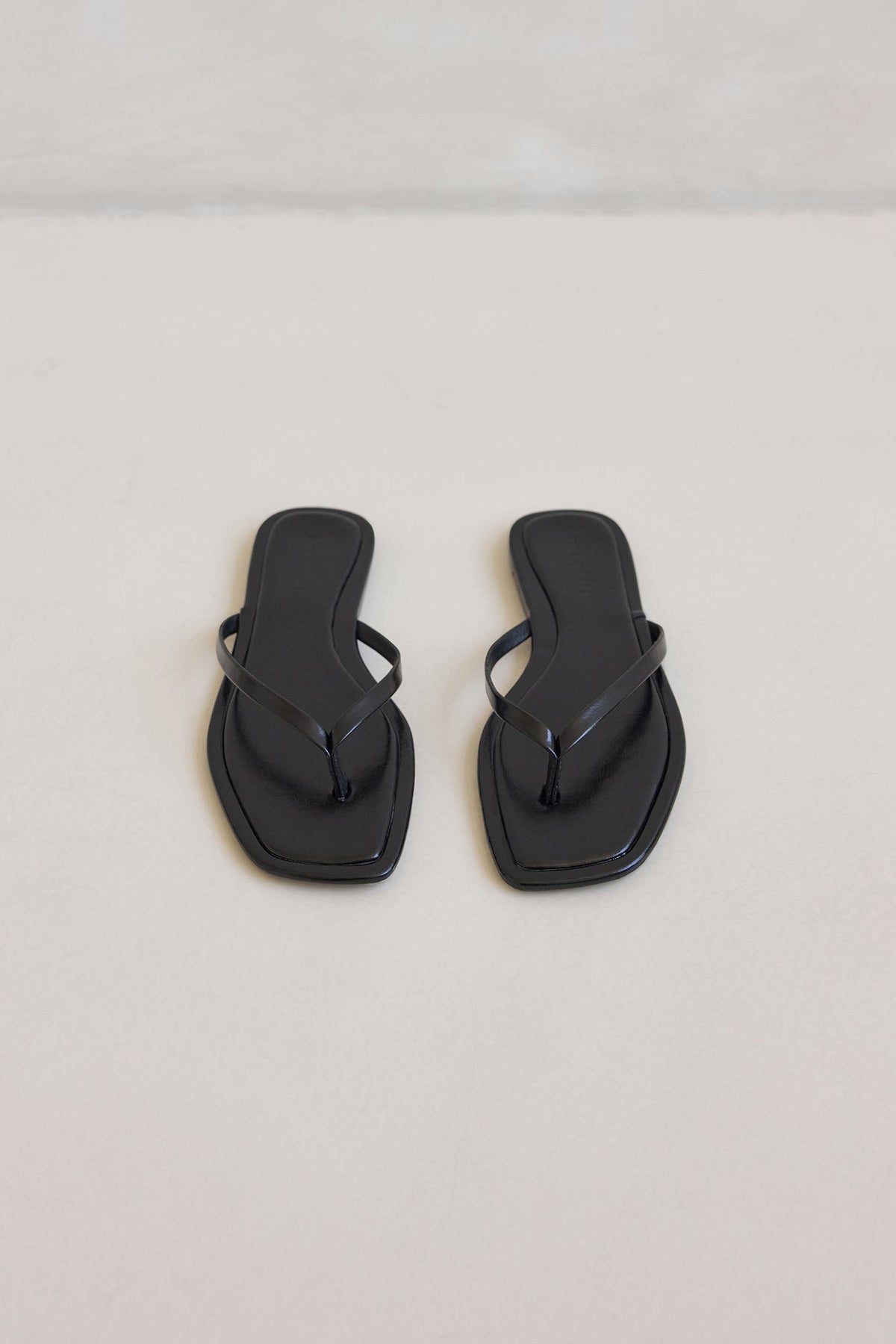 Millicent Sandal Black Shine